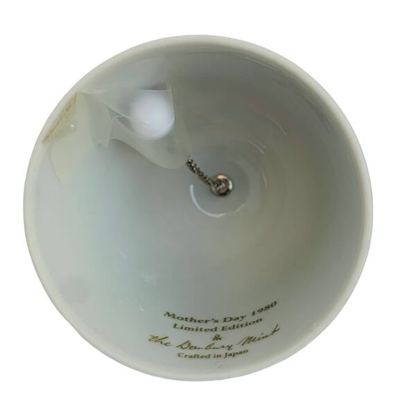1980 The Danbury Mint Mother’s Day Bell - Picture 8 of 11